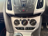 USED 2012 12 FORD FOCUS 1.6 TDCi Zetec Hatchback 5dr Diesel Manual Euro 5 (s/s) (115 ps)+2 KEYS+11 SERVICE STAMPS+NAV 2 KEYS+11 SERVICE STAMPS+NAV+SENSORS+LOW INSURANCE+ALLOYS+AIRCON+LOW TAX+&pound;20 TAX+DAB+HPI CLEAR