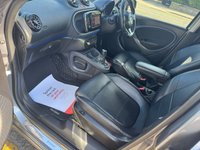 USED 2017 67 SMART FORFOUR 0.9T BRABUS Xclusive Hatchback 5dr Petrol Twinamic Euro 6 (s/s) (109 ps) STUNNING SMART FORFOUR BRABUS, COMES WITH FULL MAIN DEALER SERVICE HISTORY, 2 KEYS LOW MILES AND AUTOMATIC  , All our vehicles come with 12 months mot, oil and filter service pre sale, and 6 months complementary Rac warranty cover and 12 months complementary Rac Breakdown cover post sale  to help ensure you drive away with complete confidence !