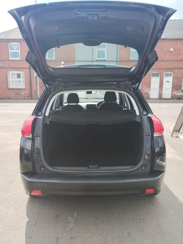 2015 PEUGEOT 2008 2015 1.2 PureTech Active SUV 5dr Petrol Manual Euro 6 (82 ps) - Photo 12