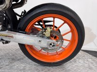 USED 2006 56 KTM 640 DUKE DUKE 2 640 - STUNNING EXAMPLE  COMES WITH NEW MOT AND WARRANTY