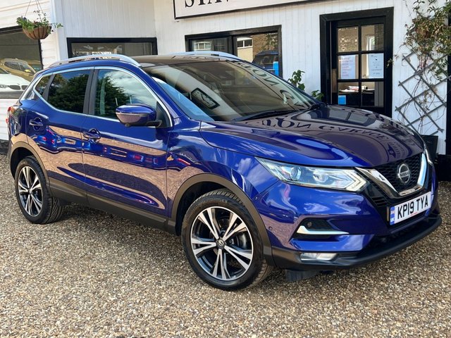View our NISSAN QASHQAI