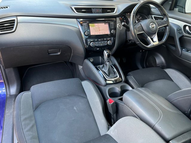 View our NISSAN QASHQAI