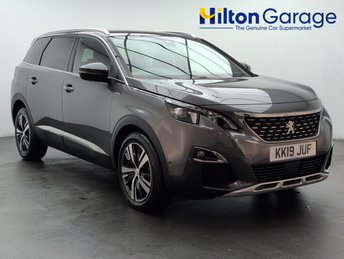 2019 PEUGEOT 5008