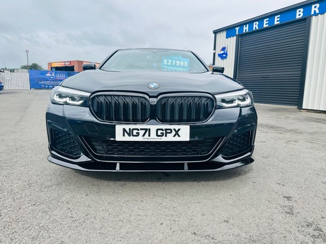 2021 BMW 5 SERIES - Photo 7