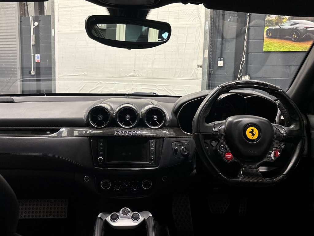 USED 2013 13 FERRARI FF 6.3 V12 Coupe 3dr Petrol F1 DCT 4WD Euro 5 (s/s) (660 bhp) GLASS ROOF|11 FERRARI SERVICES