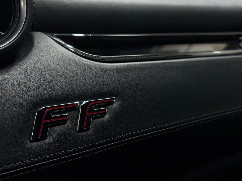 USED 2013 13 FERRARI FF 6.3 V12 Coupe 3dr Petrol F1 DCT 4WD Euro 5 (s/s) (660 bhp) GLASS ROOF|11 FERRARI SERVICES