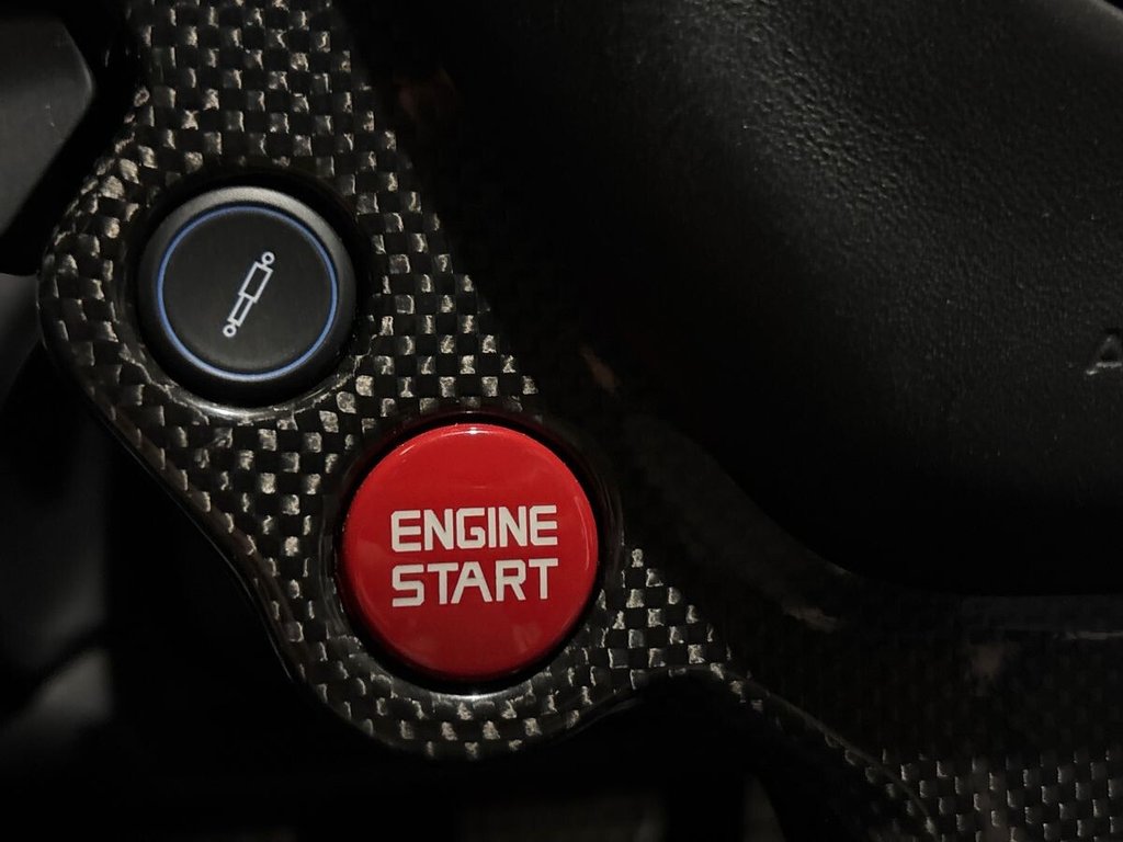 USED 2013 13 FERRARI FF 6.3 V12 Coupe 3dr Petrol F1 DCT 4WD Euro 5 (s/s) (660 bhp) GLASS ROOF|11 FERRARI SERVICES