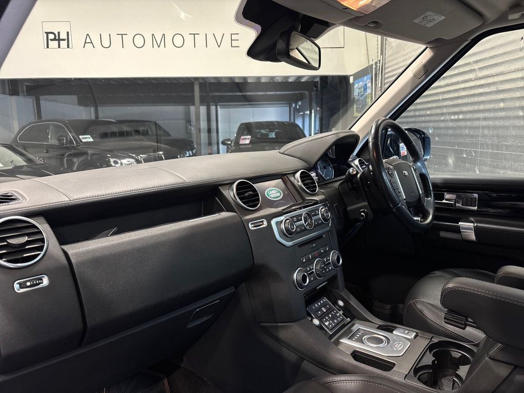 USED 2015 15 LAND ROVER DISCOVERY 4 3.0 SD V6 HSE Luxury SUV 5dr Diesel Auto 4WD Euro 5 (s/s) (255 bhp) STUNNING HISTORY|TOW BAR|STEPS
