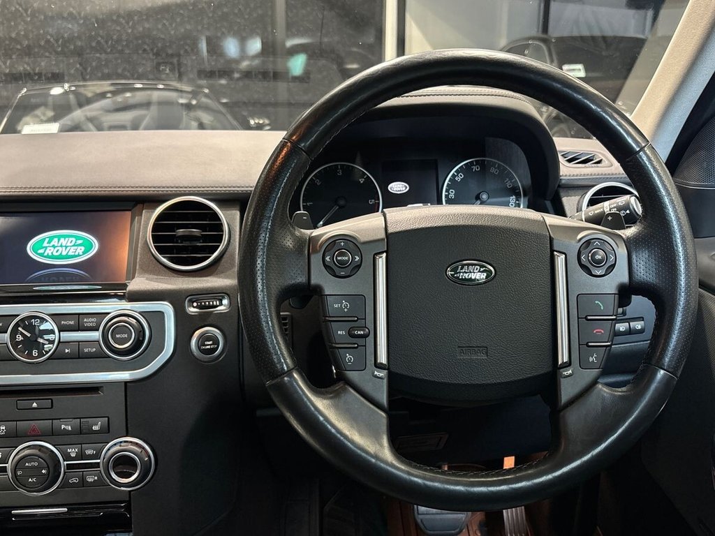 USED 2015 15 LAND ROVER DISCOVERY 4 3.0 SD V6 HSE Luxury SUV 5dr Diesel Auto 4WD Euro 5 (s/s) (255 bhp) STUNNING HISTORY|TOW BAR|STEPS