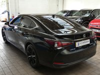 USED 2023 23 LEXUS ES 2.5 300h F Sport Saloon 4dr Petrol Hybrid E-CVT Euro 6 (s/s) (218 ps) SAT NAV LEATHER INTERIOR HEATED SEATS HEATED STEERING WHEEL CRUISE CONTROL REAR VIEW CAMERA PARKING SENSORS 1 OWNER SERVICE HISTORY LEXUS WARRANTY TILL MARCH 2033