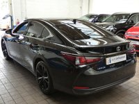 USED 2023 23 LEXUS ES 2.5 300h F Sport Saloon 4dr Petrol Hybrid E-CVT Euro 6 (s/s) (218 ps) SAT NAV LEATHER INTERIOR HEATED SEATS HEATED STEERING WHEEL CRUISE CONTROL REAR VIEW CAMERA PARKING SENSORS 1 OWNER SERVICE HISTORY LEXUS WARRANTY TILL MARCH 2033