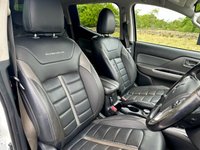 USED 2017 67 MITSUBISHI L200 2.4 DI-D DC Barbarian Pickup Double Cab 4dr Diesel Manual 4WD Euro 6 (178 ps) 