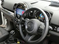 USED 2021 21 MINI COUNTRYMAN 1.5 10kWh Cooper SE Classic SUV 5dr Petrol Plug-in Hybrid Auto ALL4 Euro 6 (s/s) (222 ps) SAT NAV PLUS COMFORT PLUS CAMERA CRUISE PARK SENSORS 1 OWNER SERVICE HISTORY WARRANTY