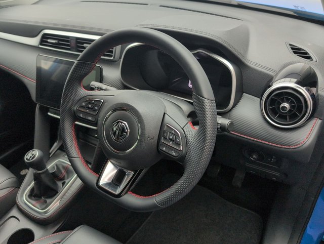 USED 2024 24 MG MG ZS 1.5 Vti-Tech Exclusive Suv 5dr Petrol Manual Euro 6 (s/S) (106 Ps) Air Conditioning+navigation