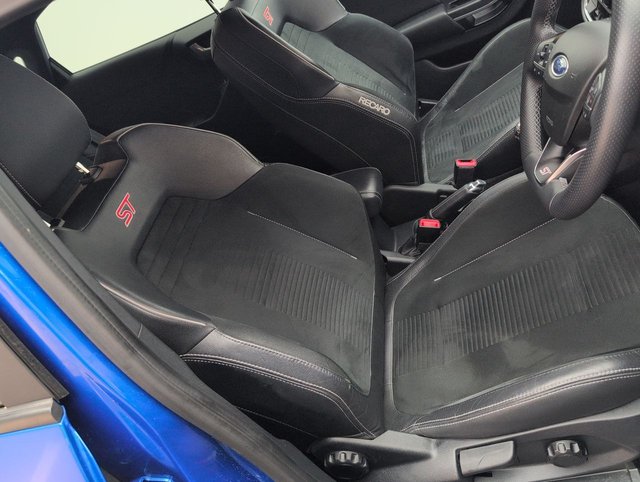 USED 2021 71 Ford Puma 1.5t Ecoboost ST Suv 5dr Petrol Manual Euro 6 (s/S) (200 Ps) Parking Sensors+heated Front Seats