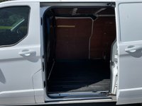 USED 2019 69 FORD TRANSIT CUSTOM 2.0 300 EcoBlue Limited Panel Van 5dr Diesel Manual L2 H1 Euro 6 (s/s) (130 ps) * * NO VAT * * PARKING SENSORS