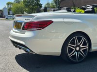 USED 2015 15 MERCEDES-BENZ E-CLASS 3.0 E350d V6 BlueTEC AMG Line Cabriolet 2dr Diesel G-Tronic+ Euro 6 (s/s) (258 ps) 