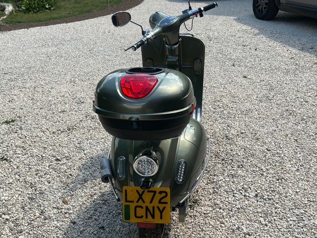 View our VELO EV 3000