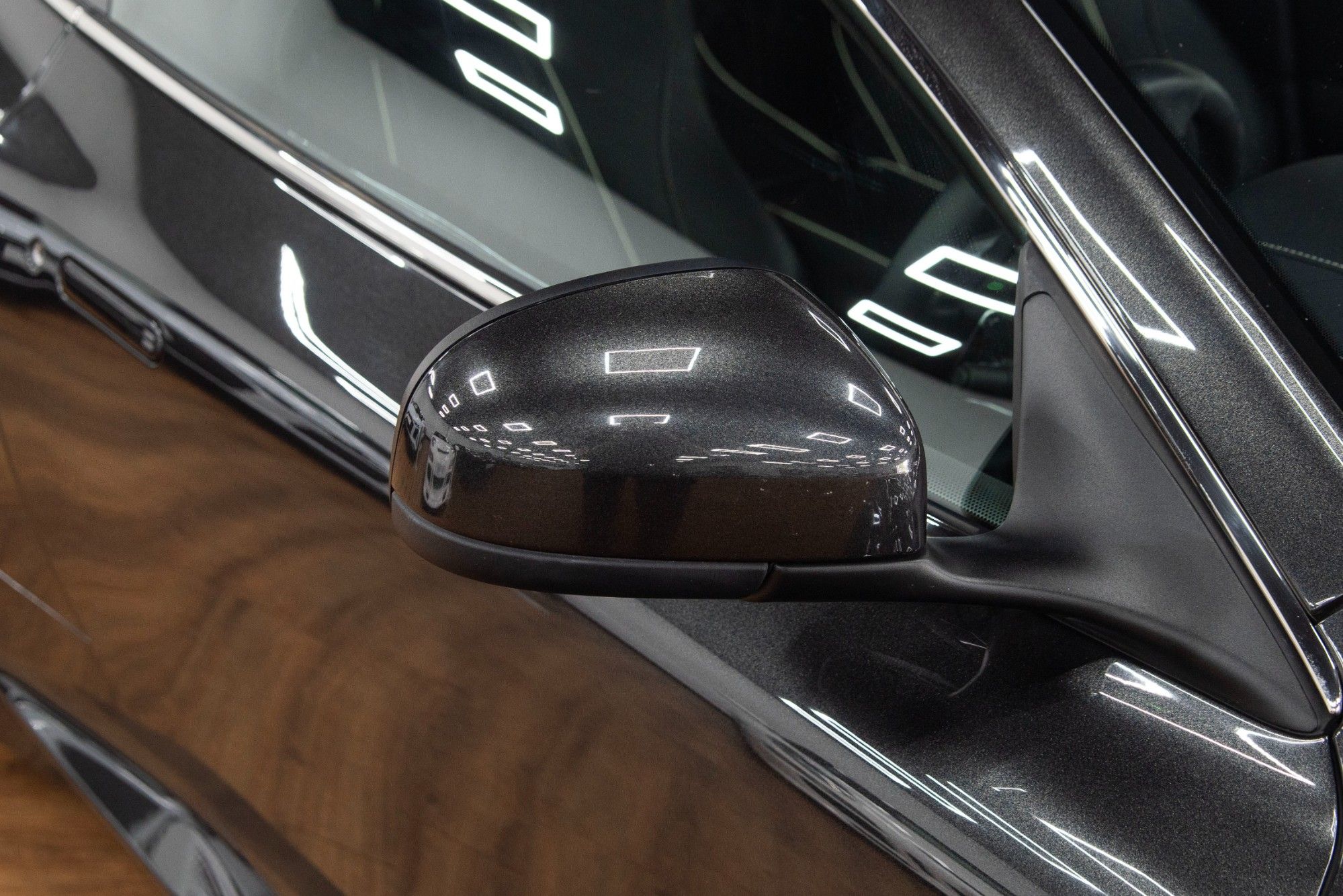 USED 2014 M ASTON MARTIN DB9 6.0 V12 Carbon Edition Coupe 