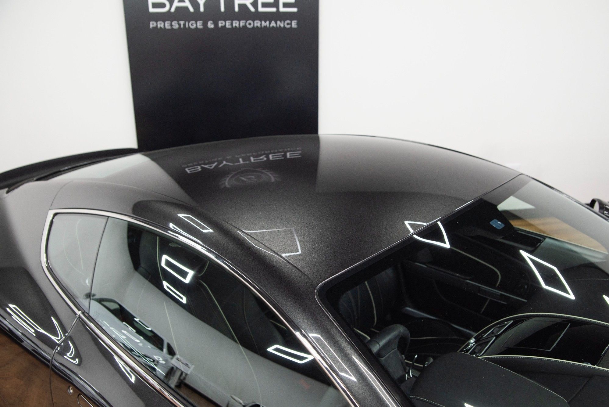 USED 2014 M ASTON MARTIN DB9 6.0 V12 Carbon Edition Coupe 