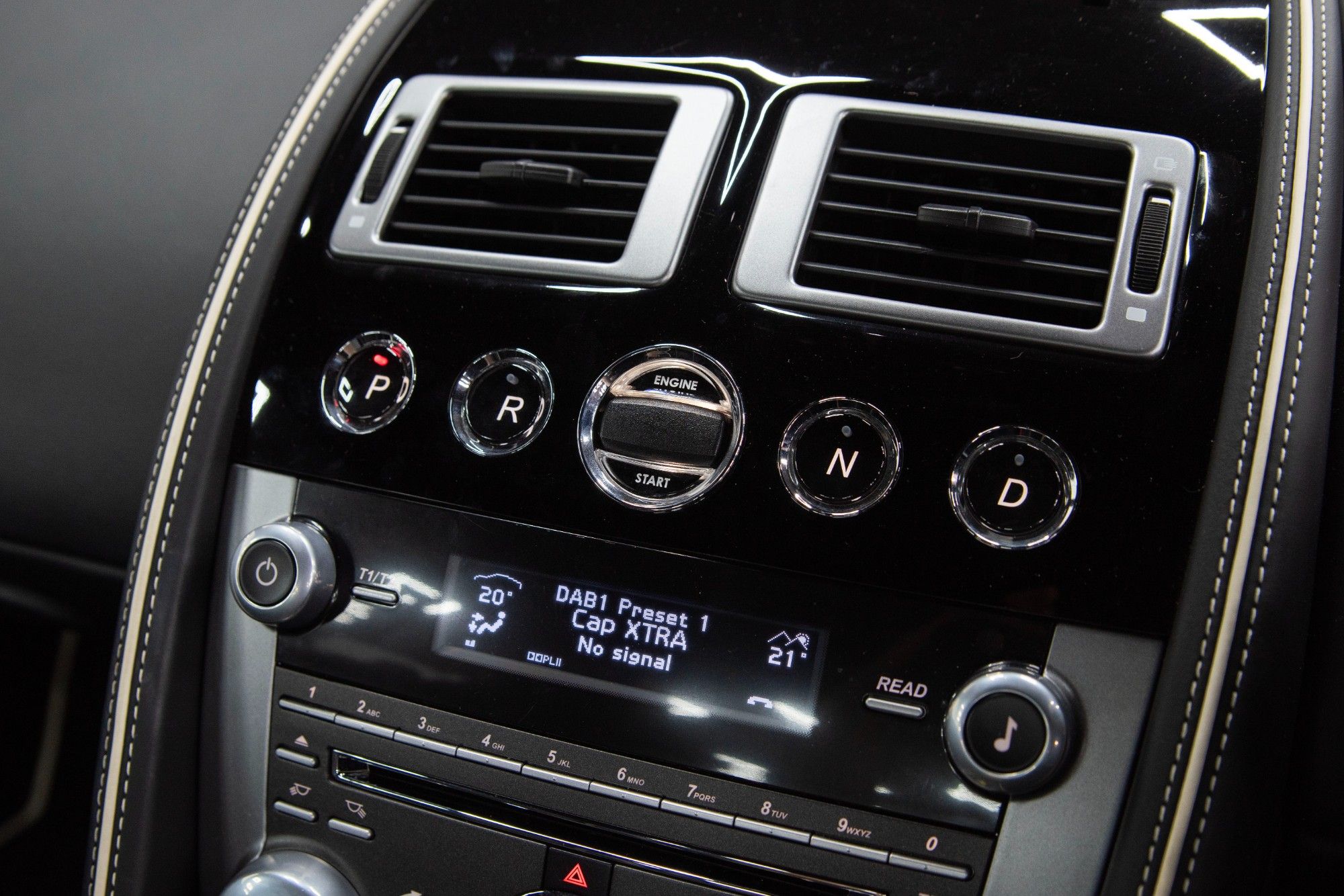 USED 2014 M ASTON MARTIN DB9 6.0 V12 Carbon Edition Coupe 
