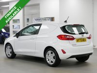 USED 2020 70 FORD FIESTA VAN 1.5 TDCI 85 BHP 3DR ( AIR CON / SAT NAV ! ) 1 OWNER | AIR CON | FACTORY SAT NAV !