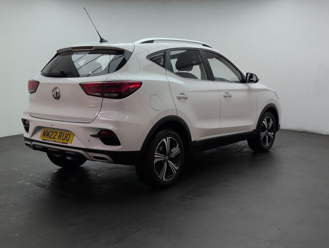 USED 2022 22 MG MG ZS 1.5 Vti-Tech Excite Suv 5dr Petrol Manual Euro 6 (s/S) (106 Ps) - Cruise Control + Parking Sensors