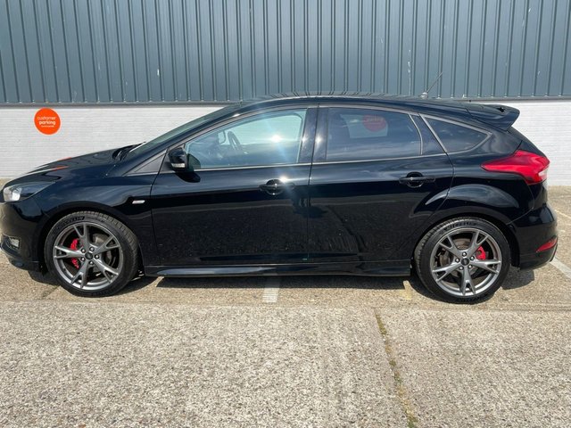View our FORD FOCUS