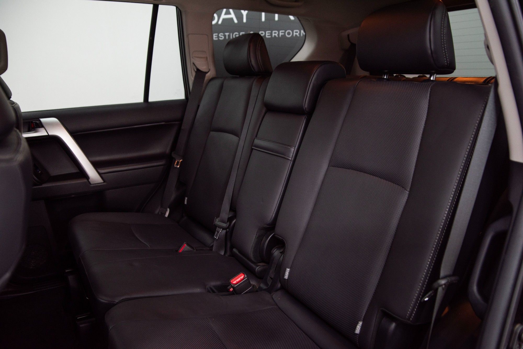 USED 2023 73 TOYOTA LAND CRUISER 2.8D Invincible 