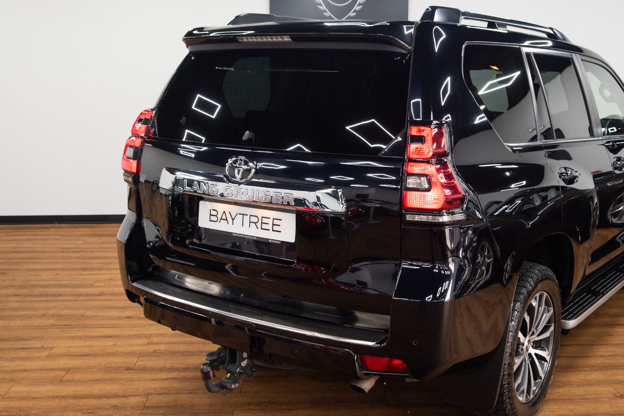 USED 2023 73 TOYOTA LAND CRUISER 2.8D Invincible 