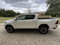 USED 2021 71 TOYOTA HI-LUX 2.4 D-4D Invincible Pickup Double Cab 4dr Diesel Manual 4WD Euro 6 (s/s) (150 ps) CRUISE CONTROL,6 SPEED,AIRCON,4WD