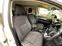 USED 2021 71 TOYOTA HI-LUX 2.4 D-4D Invincible Pickup Double Cab 4dr Diesel Manual 4WD Euro 6 (s/s) (150 ps) CRUISE CONTROL,6 SPEED,AIRCON,4WD