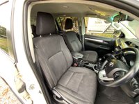 USED 2021 71 TOYOTA HI-LUX 2.4 D-4D Invincible Pickup Double Cab 4dr Diesel Manual 4WD Euro 6 (s/s) (150 ps) CRUISE CONTROL,6 SPEED,AIRCON,4WD