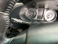 USED 2021 71 TOYOTA HI-LUX 2.4 D-4D Invincible Pickup Double Cab 4dr Diesel Manual 4WD Euro 6 (s/s) (150 ps) CRUISE CONTROL,6 SPEED,AIRCON,4WD