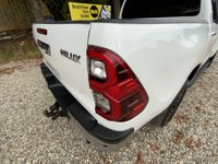 USED 2021 71 TOYOTA HI-LUX 2.4 D-4D Invincible Pickup Double Cab 4dr Diesel Manual 4WD Euro 6 (s/s) (150 ps) CRUISE CONTROL,6 SPEED,AIRCON,4WD