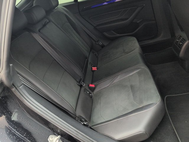 USED 2021 M Volkswagen Arteon 2.0 TSI R-Line Fastback 5dr Petrol DSg Euro 6 (s/S) (190 Ps) - Sat Nav + Panoramic Sunroof