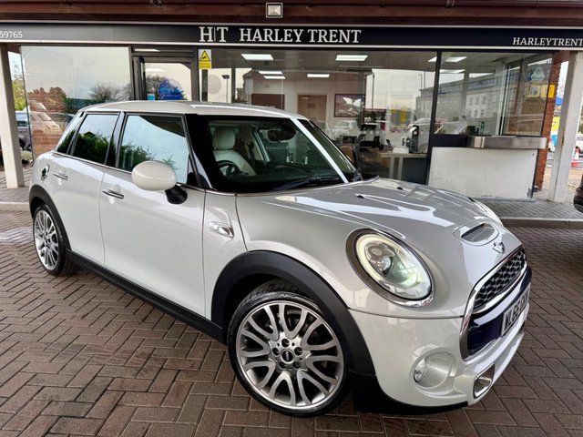 2016 66 MINI Hatch 0l
