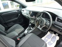 USED 2021 21 VOLKSWAGEN T-ROC 1.5 TSI GPF EVO R-Line SUV 5dr Petrol DSG Euro 6 (s/s) (150 ps) www.suffolkcarcentre.co.uk - Located at Lowestoft