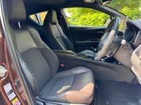 USED 2017 17 TOYOTA C-HR 1.2 VVT-i Excel SUV 5dr Petrol Manual Euro 6 (s/s) (115 ps) Heated Seats, Reverse Camera