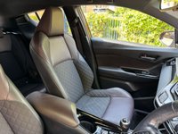 USED 2017 17 TOYOTA C-HR 1.2 VVT-i Excel SUV 5dr Petrol Manual Euro 6 (s/s) (115 ps) Heated Seats, Reverse Camera