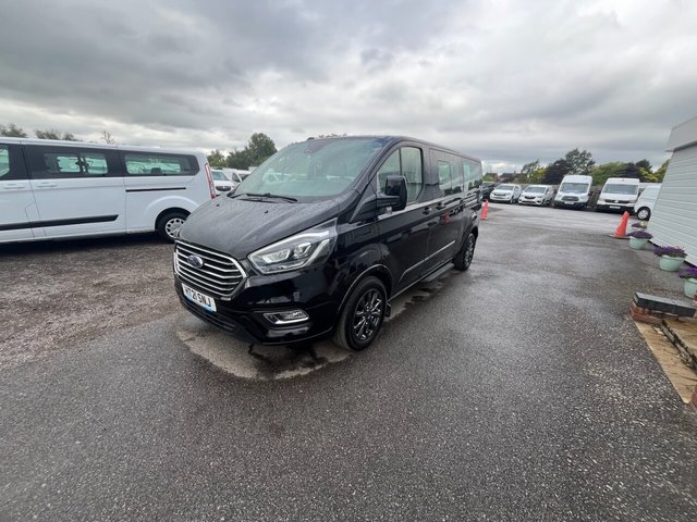 View our FORD TOURNEO CUSTOM