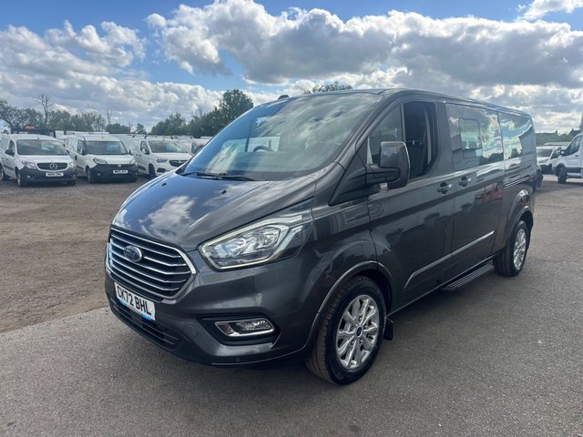 View our FORD TOURNEO CUSTOM