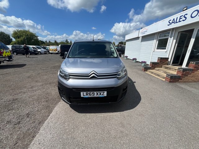 View our CITROEN BERLINGO