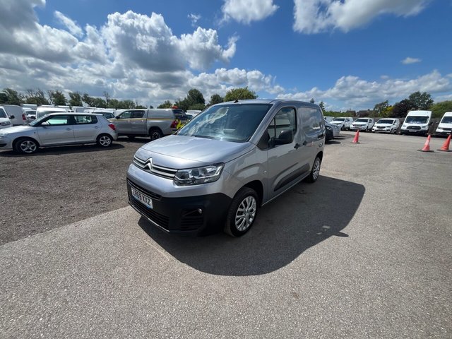View our CITROEN BERLINGO