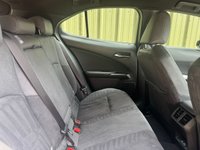 USED 2024 24 LEXUS UX 300e 72.8kWh SUV 5dr Electric Auto (204 ps) ELEC SEATS | GPS | LEXUS LINK