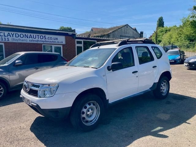View our DACIA DUSTER