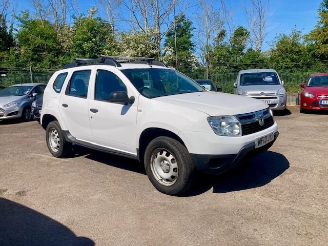 View our DACIA DUSTER