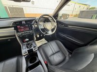 USED 2018 67 HONDA CIVIC 1.6 i-DTEC EX Hatchback 5dr Diesel Manual Euro 6 (s/s) (120 ps) * FSH - EXCELLENT SPEC - PAN ROOF - ALLOY WHEELS *