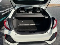 USED 2018 67 HONDA CIVIC 1.6 i-DTEC EX Hatchback 5dr Diesel Manual Euro 6 (s/s) (120 ps) * FSH - EXCELLENT SPEC - PAN ROOF - ALLOY WHEELS *