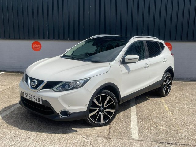 2016 66 Nissan Qashqai 1.5 dCi Tekna SUV 5dr Diesel Manual 2WD Euro 6 (s/s) (110 ps)
